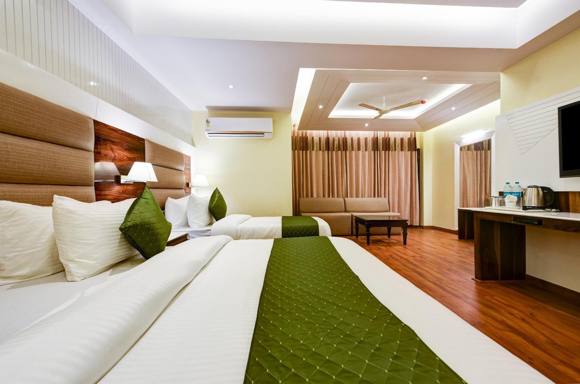 Hotel Geet Deluxe Нью-Делі Екстер'єр фото